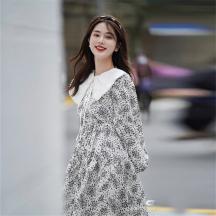 娃娃領(lǐng)茶歇法式長袖碎花連衣裙子2021夏季新款時(shí)尚高端小個(gè)子女裝