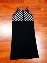 無(wú)袖針織連衣裙