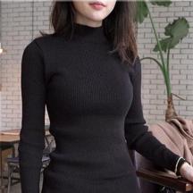 半高領長袖針織衫