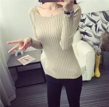 一字領純色套頭露肩性感毛衣女